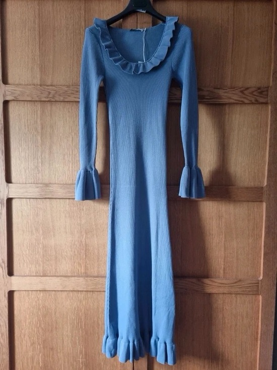 None Dresses & Skirts - Ruffle-Trim Midi Dress with Flared Cuffs in Dusty Blue